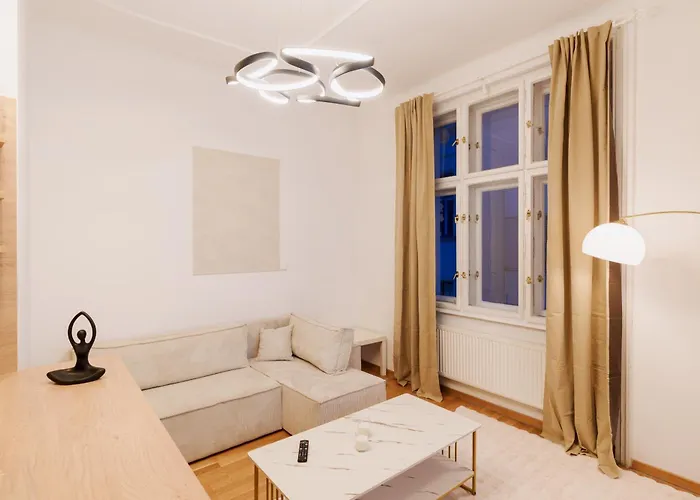 Magnificent In The Area 1 Minute Walk To Stephansplatz Appartement Wenen